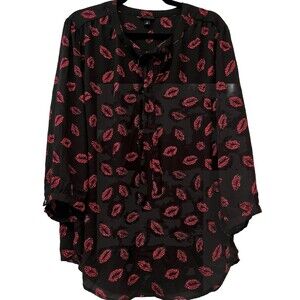 Torrid Top Womens 2X Black Red Kisses Sheer 3/4 Sleeve Tie Neck Casual Blouse